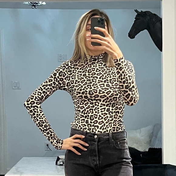 Long sleeve tee - Picture 2 of 2